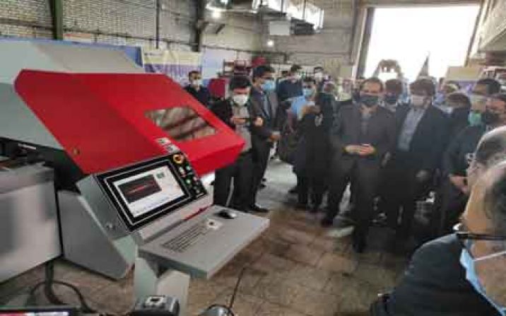 نخستین میز شینه تمام اتوماتیک CNC داخلی در قم رونمایی شد نخستین میز شینه تمام اتوماتیک CNC داخلی در قم رونمایی شد